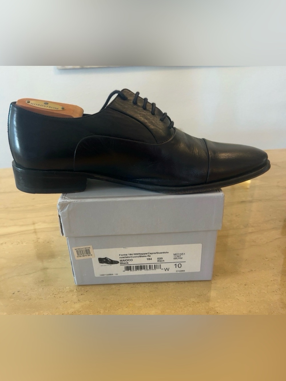 Bruno Magli Black Leather Oxford Lace-Up